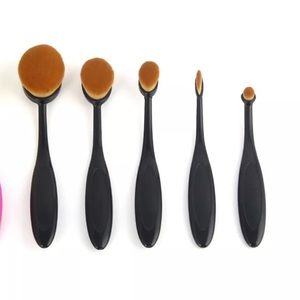 Makeup Brushes